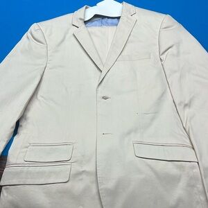 Edge suit. Slim fit.